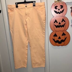 Dickies Cropped Pants in Peach